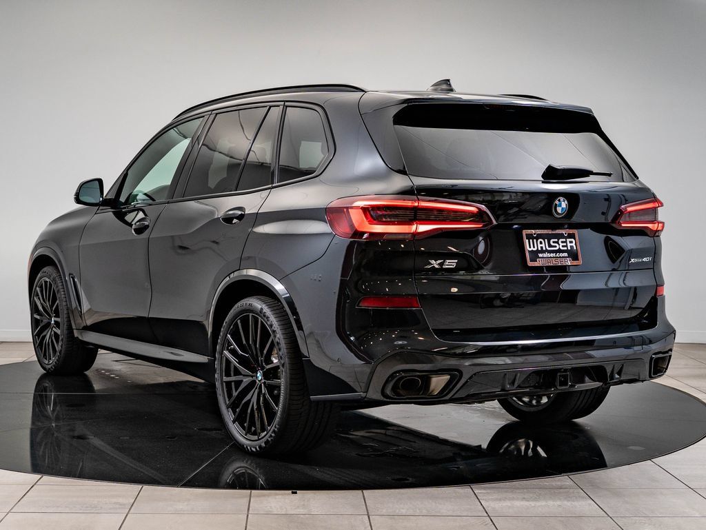 Used 2023 BMW X5 xDrive40i w/ Executive Package AWD/4WD image 6