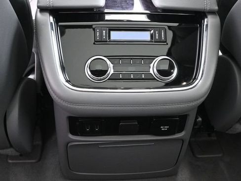 Used 2020 Lincoln Navigator Reserve w/ Luxury Package AWD/4WD image 24