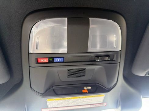 Used 2025 Toyota GR86 Premium w/ ALL Weather Mat Package (TMS) RWD image 33