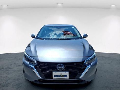 Used 2025 Nissan Sentra SV FWD image 4