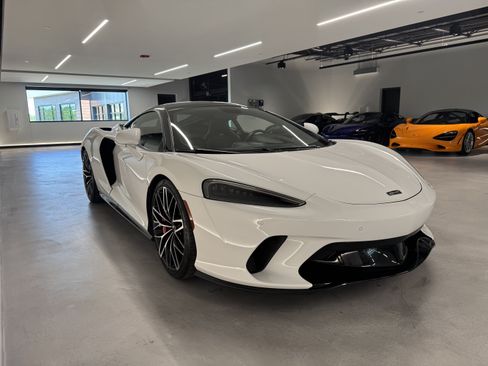 Used 2023 McLaren GT RWD image 11