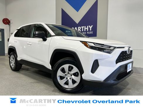 Used 2025 Toyota RAV4 LE AWD/4WD image 1