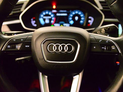 Used 2023 Audi Q3 2.0T Premium Plus image 13