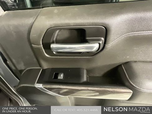 Used 2019 Chevrolet Silverado 1500 LTZ w/ LTZ Premium Package AWD/4WD image 24