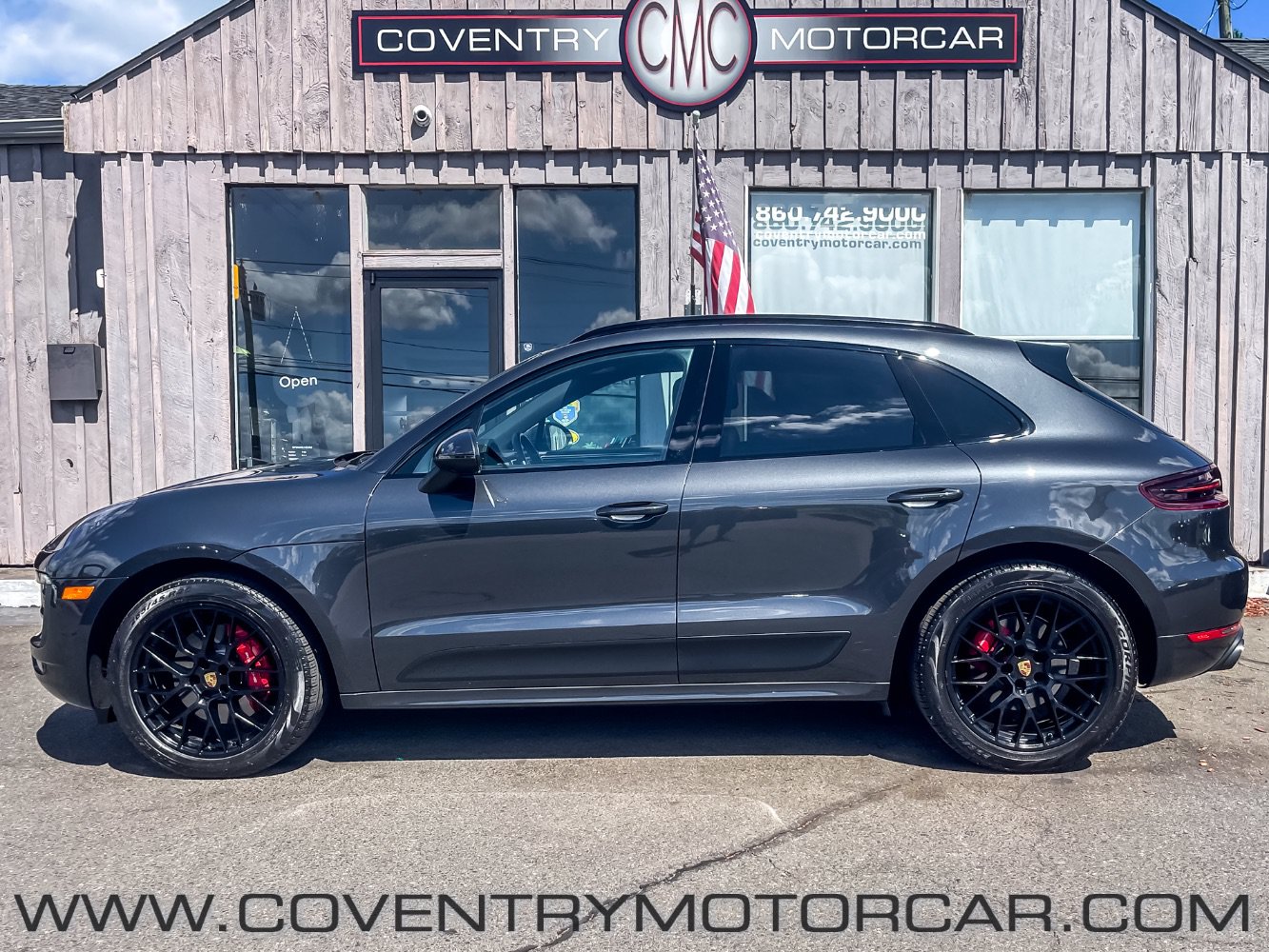 Used 2018 Porsche Macan GTS AWD/4WD image 1
