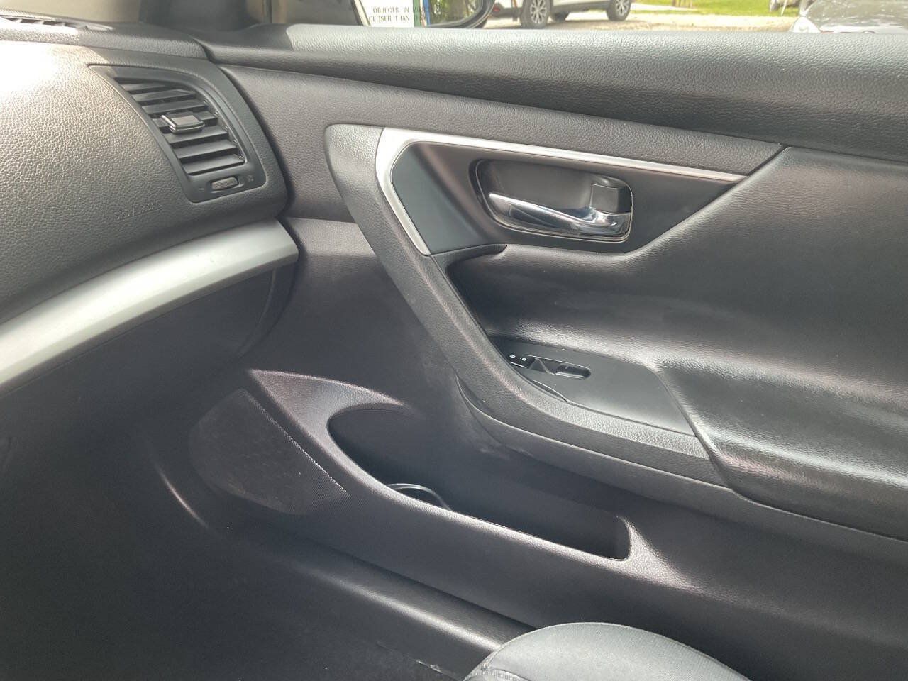 Used 2017 Nissan Altima 2.5 S w/ Power Driver Seat Package FWD image 13