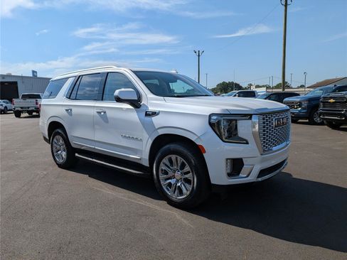 Used 2022 GMC Yukon Denali AWD/4WD image 7