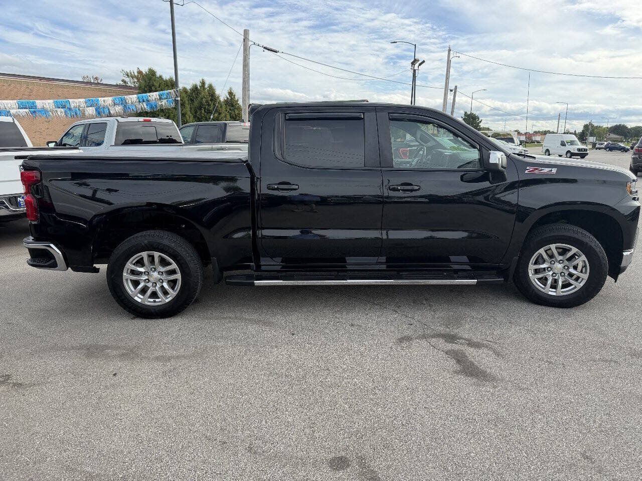Used 2019 Chevrolet Silverado 1500 LT w/ True North Edition AWD/4WD image 8