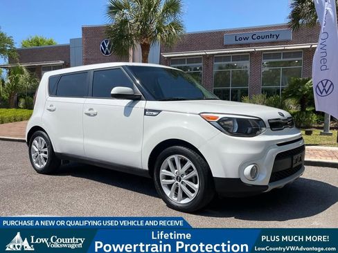 Used 2019 Kia Soul + image 1