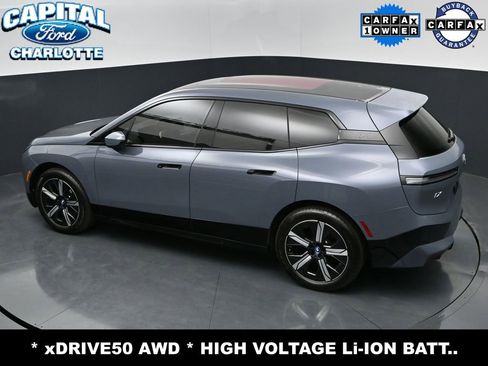 Used 2023 BMW iX xDrive50 w/ Sport Package AWD/4WD image 29