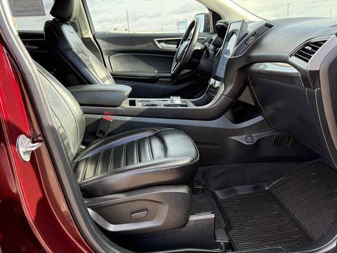 Used 2023 Ford Edge SEL image 12