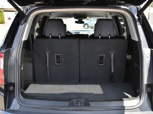 Used 2023 GMC Acadia SLT AWD/4WD image 42