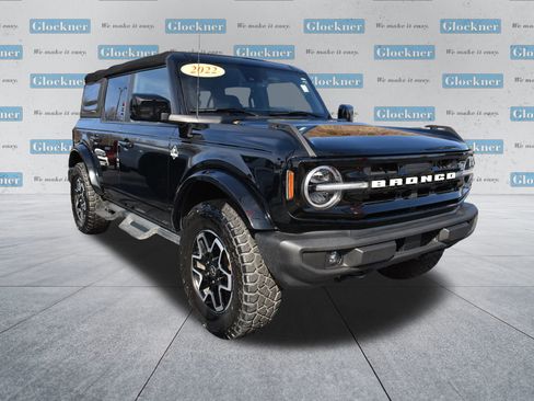 Used 2022 Ford Bronco Outer Banks image 3