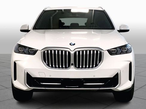 New 2026 BMW X5 xDrive40i image 3