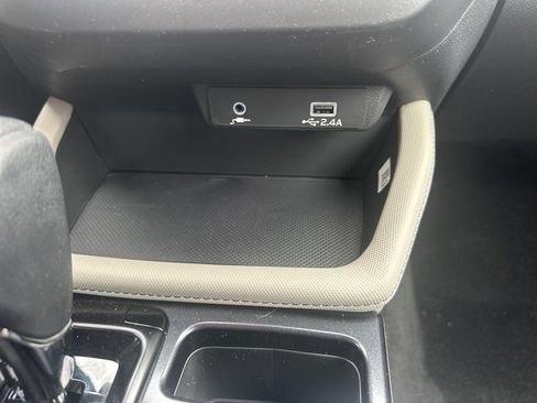 New 2026 Subaru Forester Base image 17