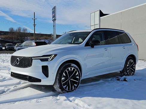 New 2026 Volvo XC90 B6 Ultra w/ Protection Package Premier AWD/4WD image 3
