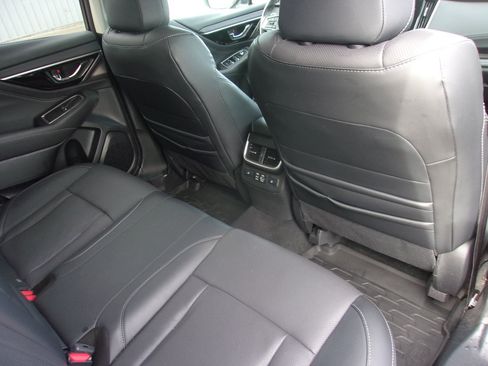 Used 2024 Subaru Outback Limited AWD/4WD image 15