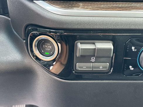 New 2026 Chevrolet Silverado 1500 RST AWD/4WD image 15