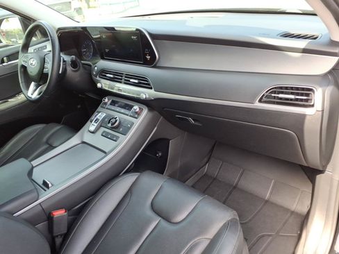 Used 2022 Hyundai Palisade SEL w/ Premium Package FWD image 10