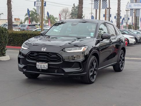 Certified 2023 Honda HR-V Sport image 3