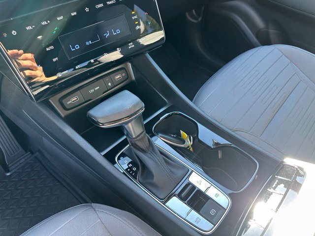Used 2024 Hyundai Santa Cruz SEL w/ Activity Package FWD image 18
