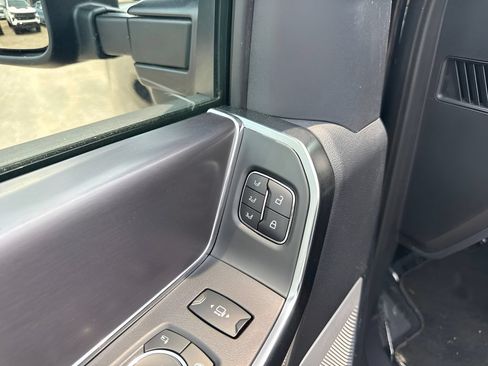 Used 2026 Ford F250 Platinum AWD/4WD image 11