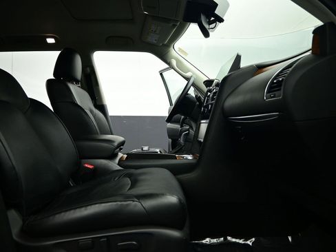 Used 2024 Nissan Armada SL image 27
