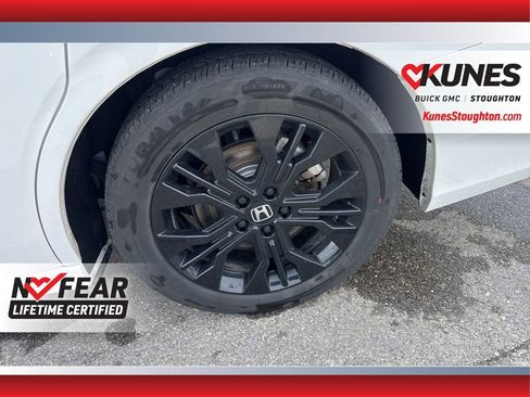 Used 2025 Honda Odyssey Sport-L image 18