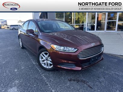 Used 2016 Ford Fusion SE