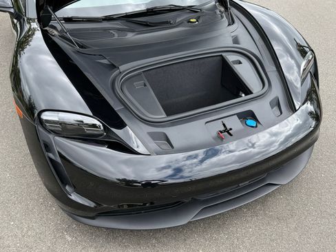 Certified 2024 Porsche Taycan RWD image 31