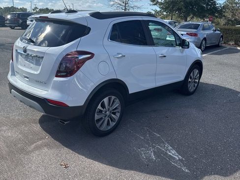 Used 2018 Buick Encore Preferred image 5