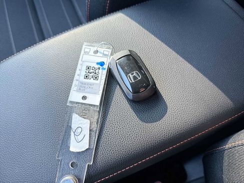 Certified 2024 Honda CR-V Sport image 33