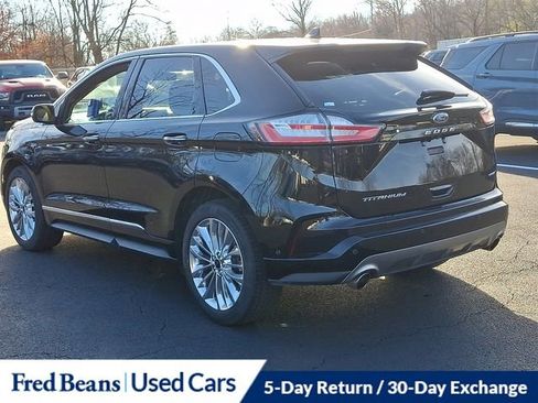 Certified 2022 Ford Edge Titanium w/ Equipment Group 301A image 8