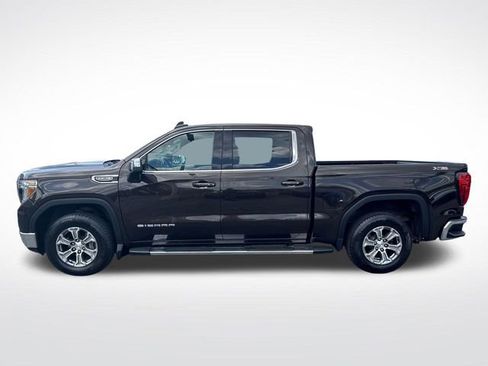 Used 2019 GMC Sierra 1500 SLE w/ SLE Value Package AWD/4WD image 2