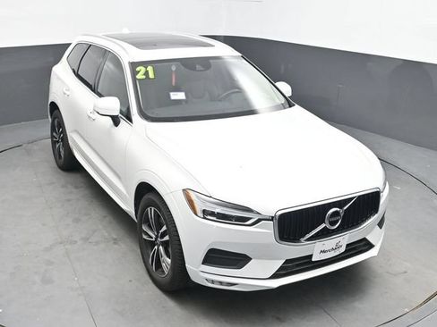 Used 2021 Volvo XC60 T6 Momentum AWD/4WD image 34
