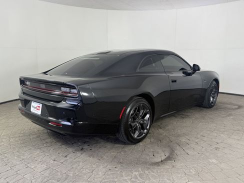 Used 2025 Dodge Charger R/T w/ Quick Order Package 25M R/T image 9