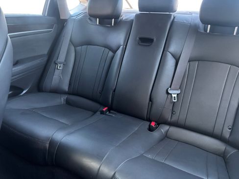 Used 2016 Hyundai Genesis 3.8 w/ Option Group 02 image 11