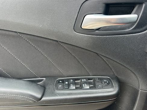 Used 2021 Dodge Charger SXT w/ Blacktop Package image 13