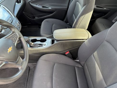 Used 2024 Chevrolet Malibu LT image 24