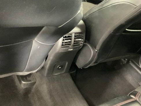 Used 2024 Ford Escape ST-Line FWD image 13