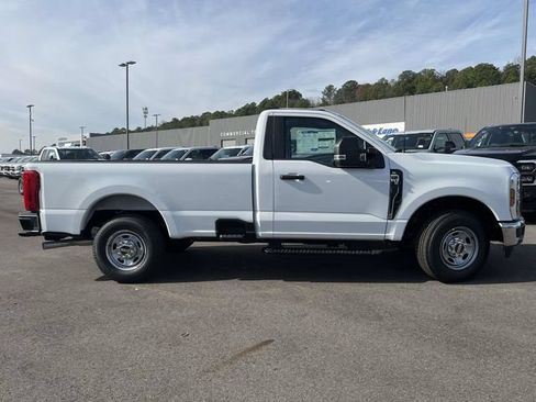 New 2026 Ford F250 XL w/ XL Chrome Package RWD image 2