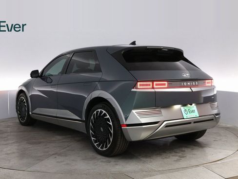 Used 2024 Hyundai Ioniq 5 Limited image 14