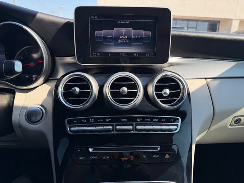Used 2017 Mercedes-Benz C 300 4MATIC Cabriolet image 29