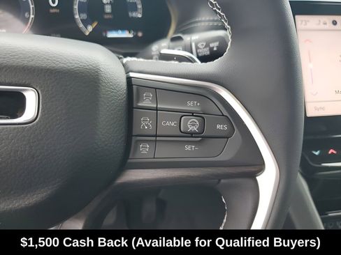 New 2026 Jeep Grand Cherokee Altitude RWD image 40