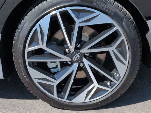 Certified 2025 Hyundai Ioniq 6 SEL image 14