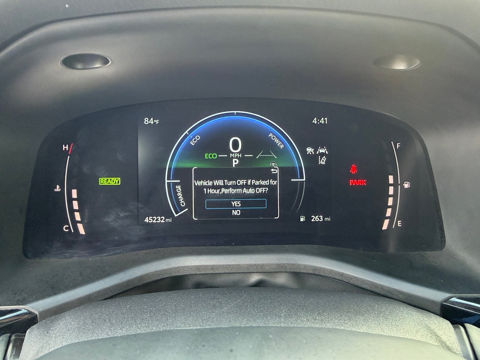 Used 2025 Toyota Camry SE FWD image 13