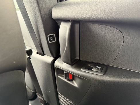 New 2026 Chrysler Pacifica Select image 36