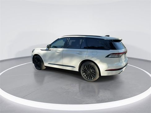 New 2026 Lincoln Aviator Reserve image 5