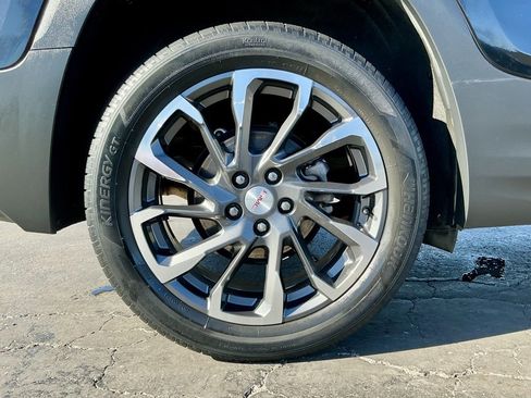 Used 2022 GMC Terrain SLT w/ Infotainment Package II image 21