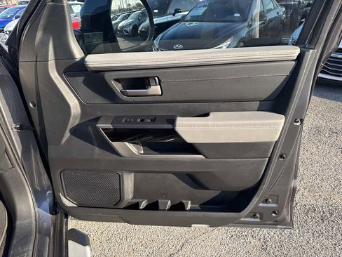 Used 2023 Toyota Tundra Limited image 14